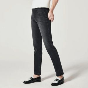 Spanx Ankle Straight Leg Jeans in Vintage Black (Size L)